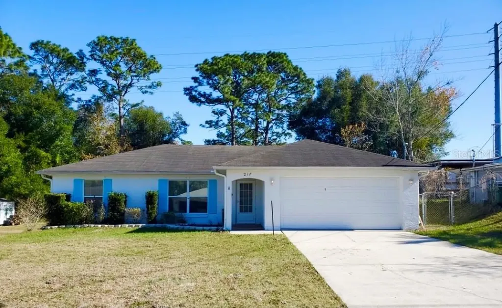 217 Hickory Avenue Orange City FL 32763