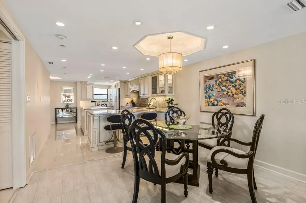 5770 Midnight Pass Road Sarasota FL 34242