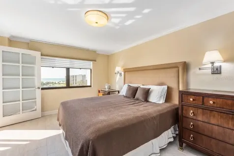 5770 Midnight Pass Road Sarasota FL 34242