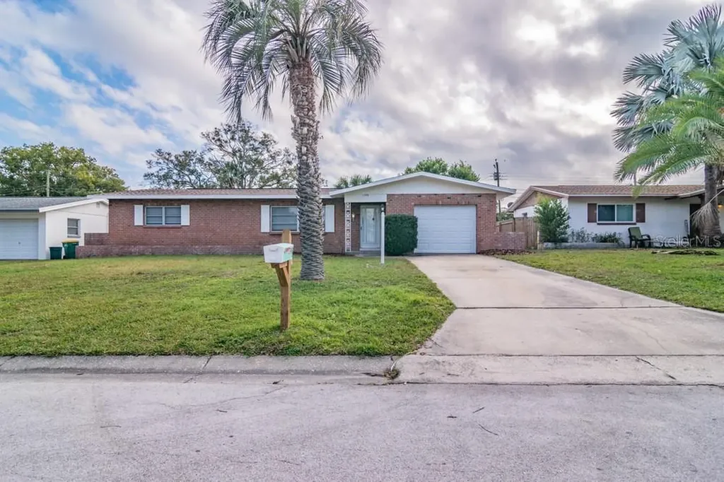 11398 80th Avenue Seminole FL 33772