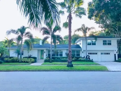 2031 Bay Street NE St Petersburg FL 33704