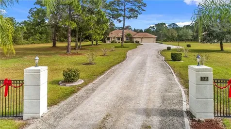 5646 N Chamberlain Boulevard North Port FL 34286