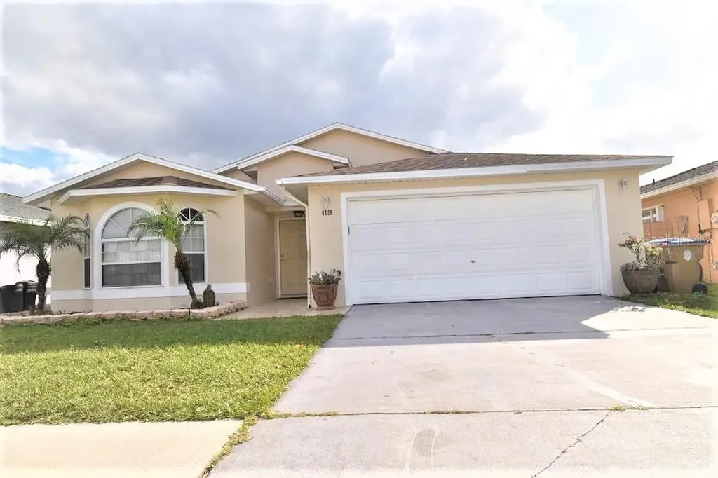 4820 Jamaica Lane Kissimmee FL 34746