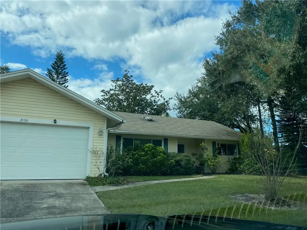 2136 Excalibur Drive Orlando FL 32822