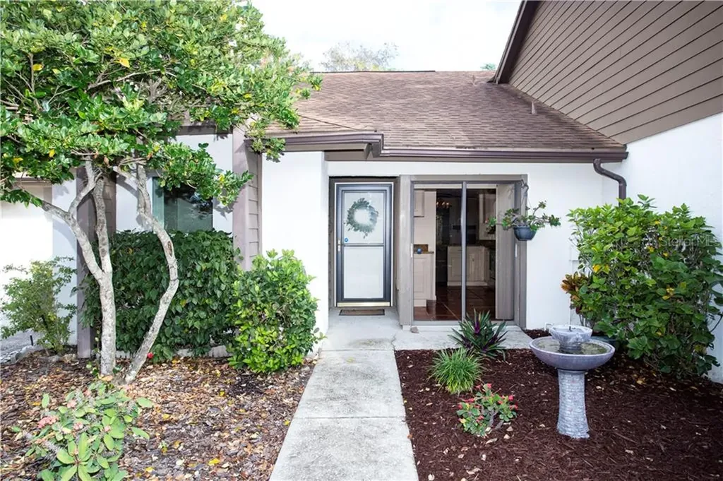 2014 Philippe Court Safety Harbor FL 34695