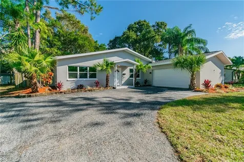 5811 Venetian Boulevard NE St Petersburg FL 33703