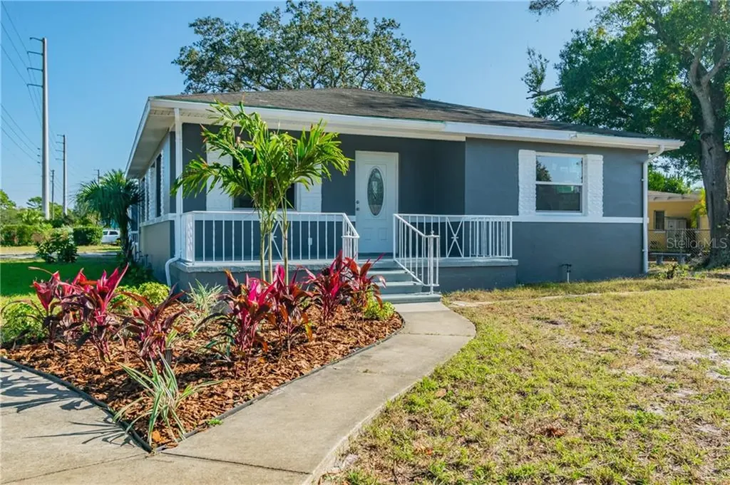 3838 1st Avenue S St Petersburg FL 33711