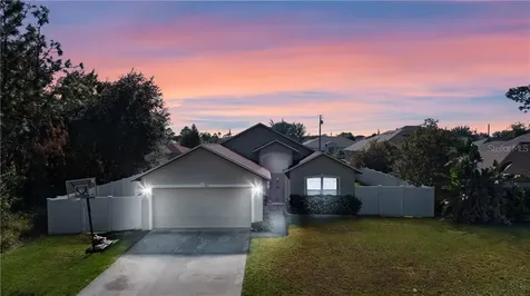 318 Mariana Way Kissimmee FL 34758