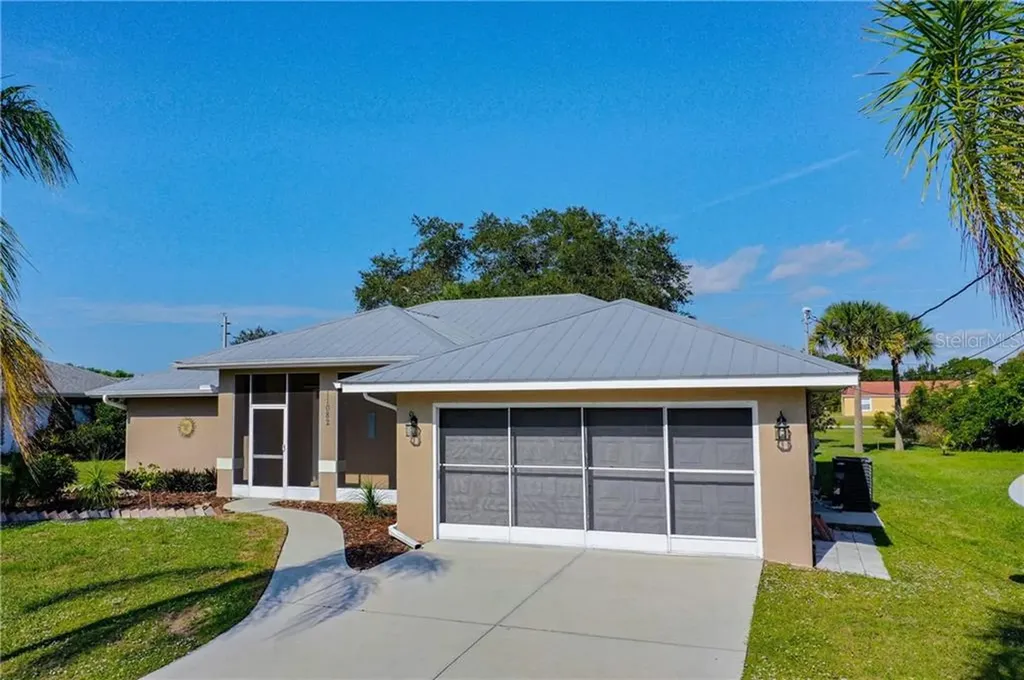 11082 Greenway Avenue Englewood FL 34224