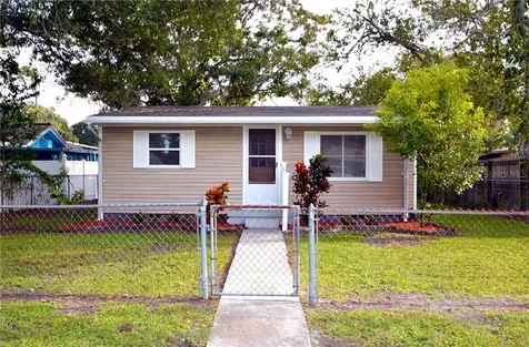 3918 42nd Avenue N St Petersburg FL 33714