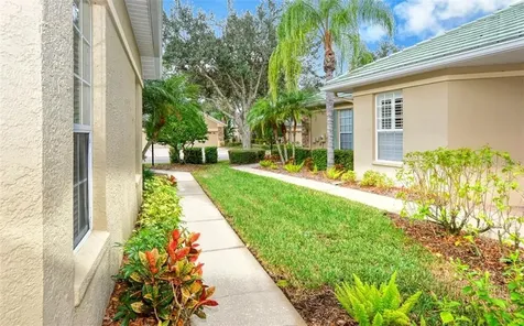 6953 Mystic Lane Sarasota FL 34243