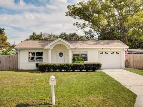 5249 68th Way N St Petersburg FL 33709