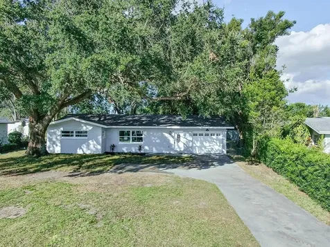 10855 99th Place Seminole FL 33772