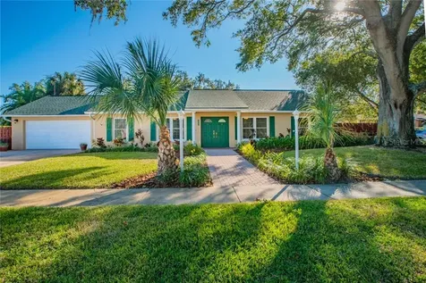 14301 Brentwood Drive Tampa FL 33618