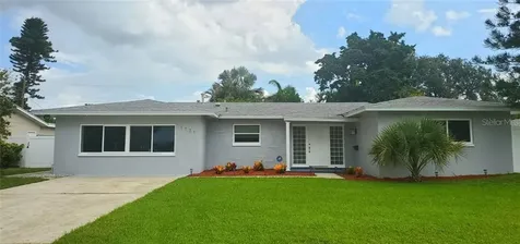 1731 Delaware Avenue NE St Petersburg FL 33703