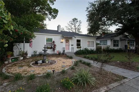 3227 10th Street N St Petersburg FL 33704