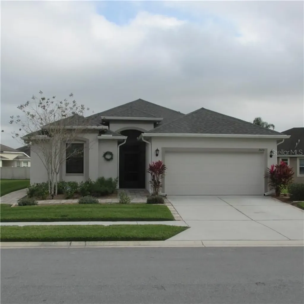 2424 Ladoga Drive Lakeland FL 33805