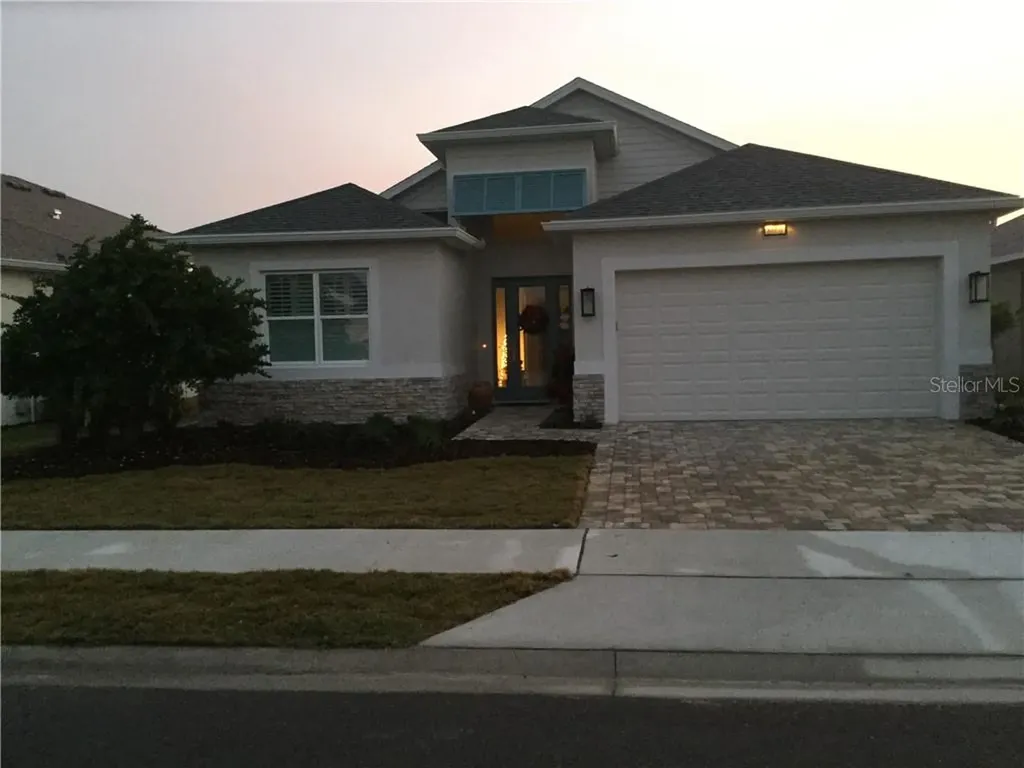 8666 Bridgeport Bay Circle Mount Dora FL 32757