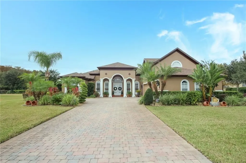 3832 Weomi Court Orlando FL 32826