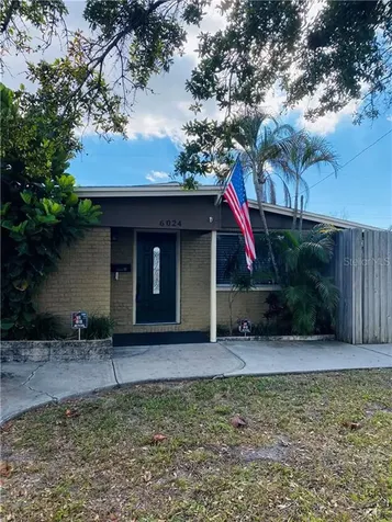 6024 W Burke Street Tampa FL 33634
