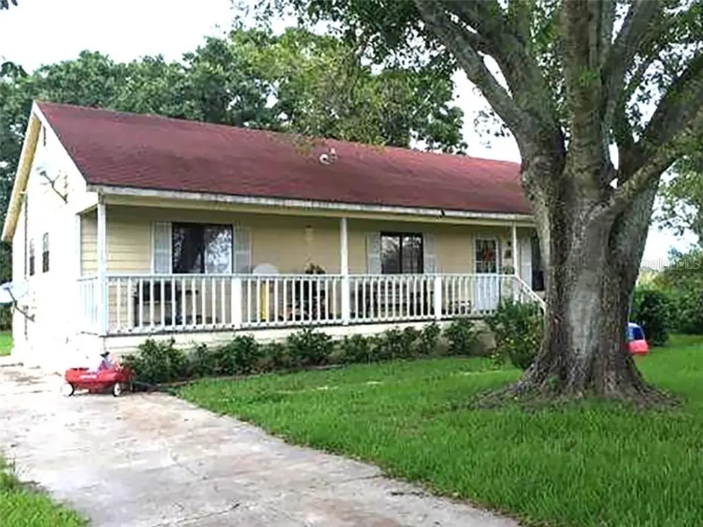 191 NE 110th Street Okeechobee FL 34972