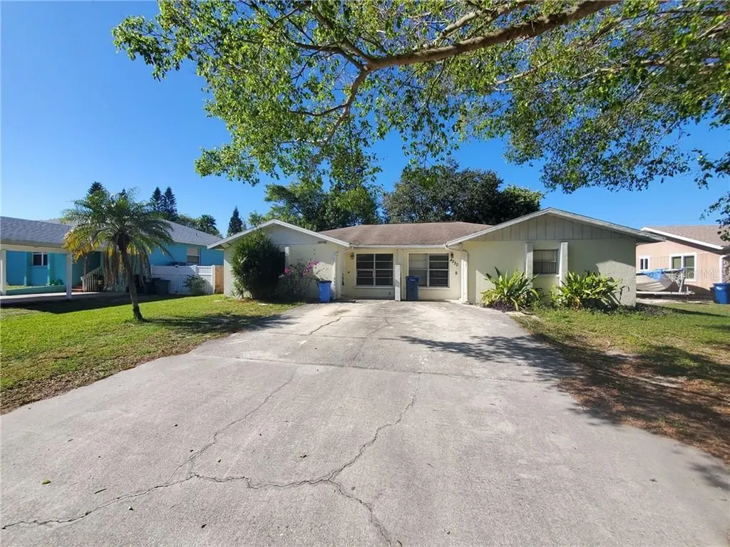 4532 86th Street W Bradenton FL 34210