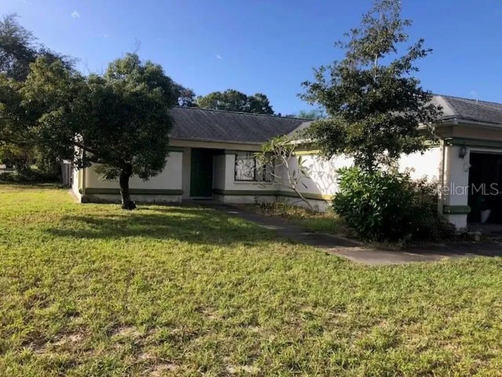 2632 Lakeside Circle Palm Harbor FL 34684