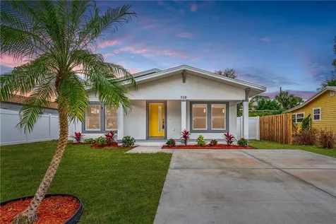 510 48th Avenue N St Petersburg FL 33703
