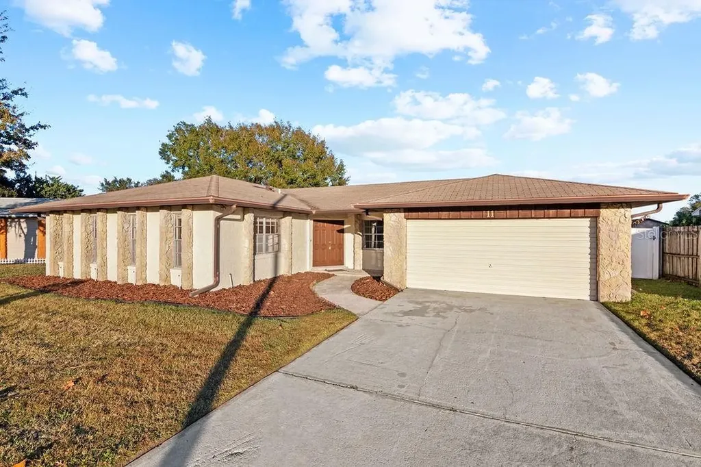 11 Madeira Avenue Orlando FL 32825