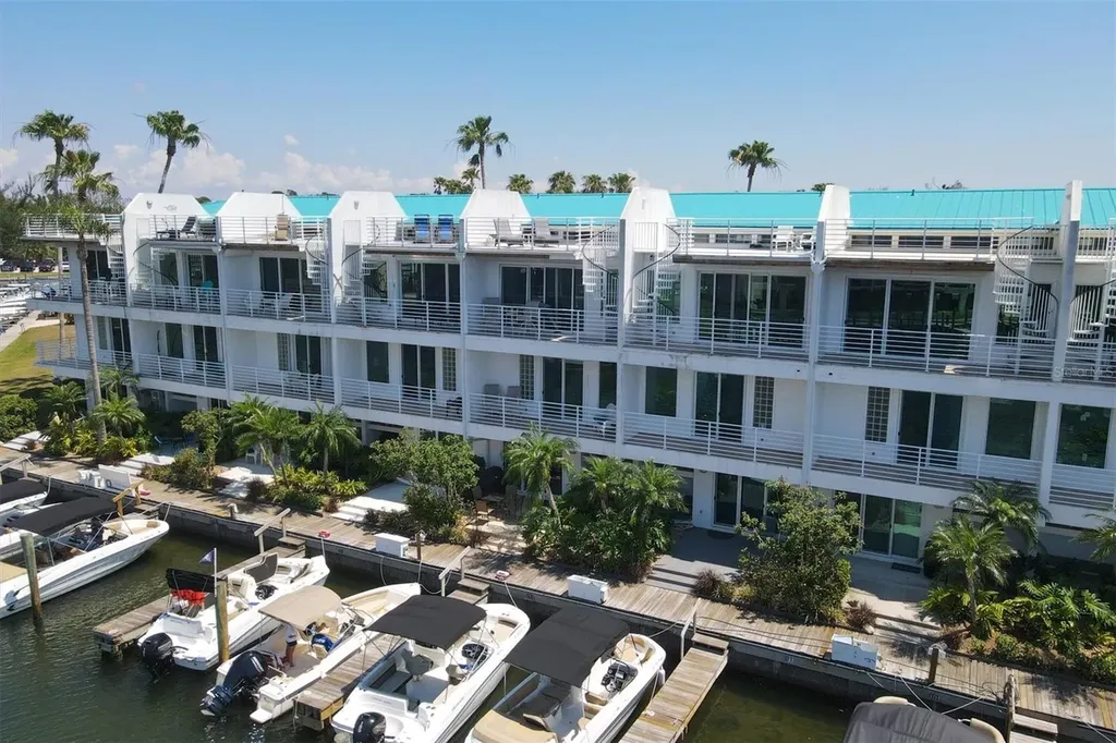 8272 Harborside Circle Englewood FL 34224