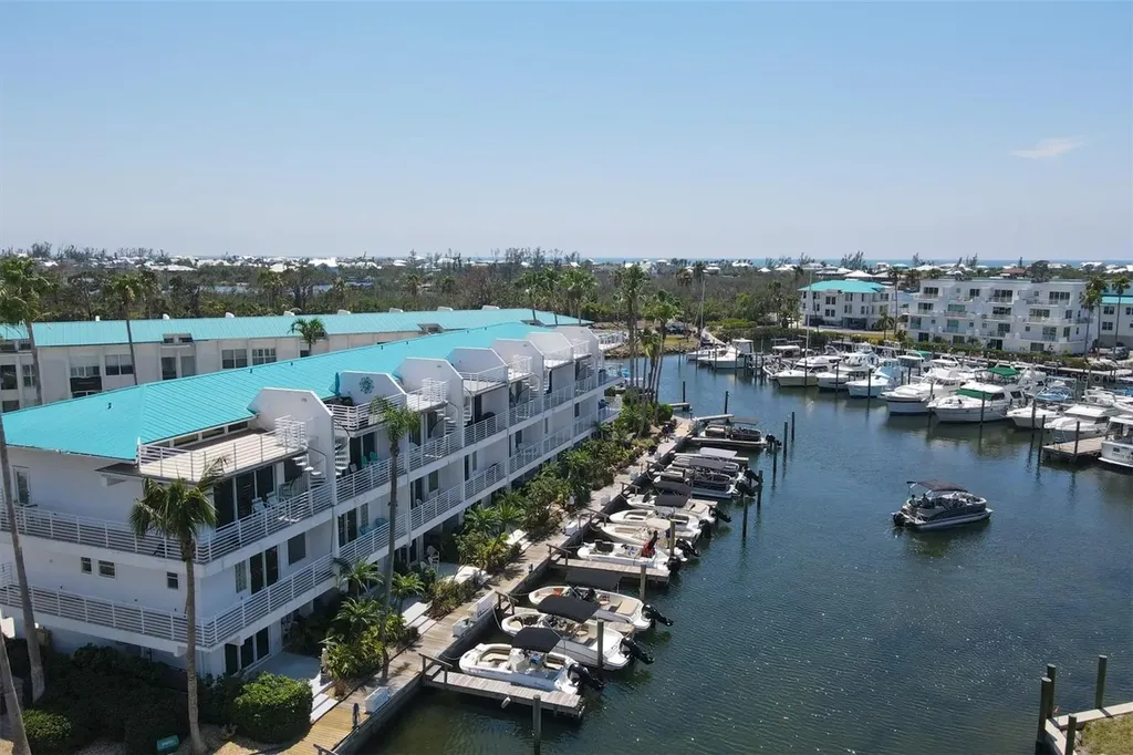8272 Harborside Circle Englewood FL 34224