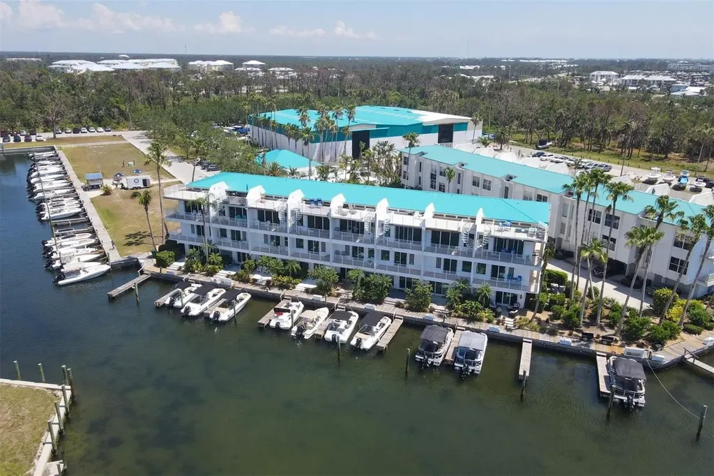 8272 Harborside Circle Englewood FL 34224