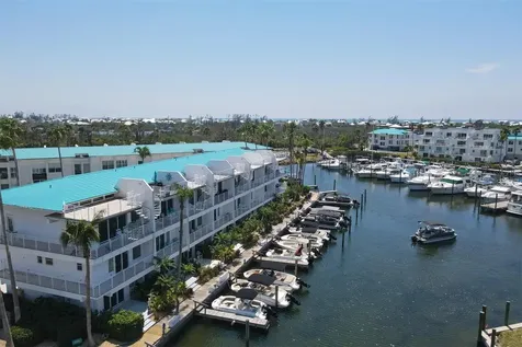 8272 Harborside Circle Englewood FL 34224