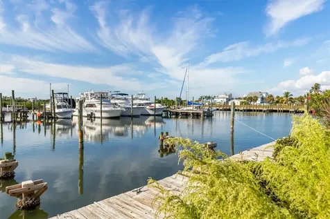8272 Harborside Circle Englewood FL 34224