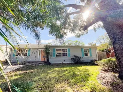 1365 Canterbury Road N St Petersburg FL 33710