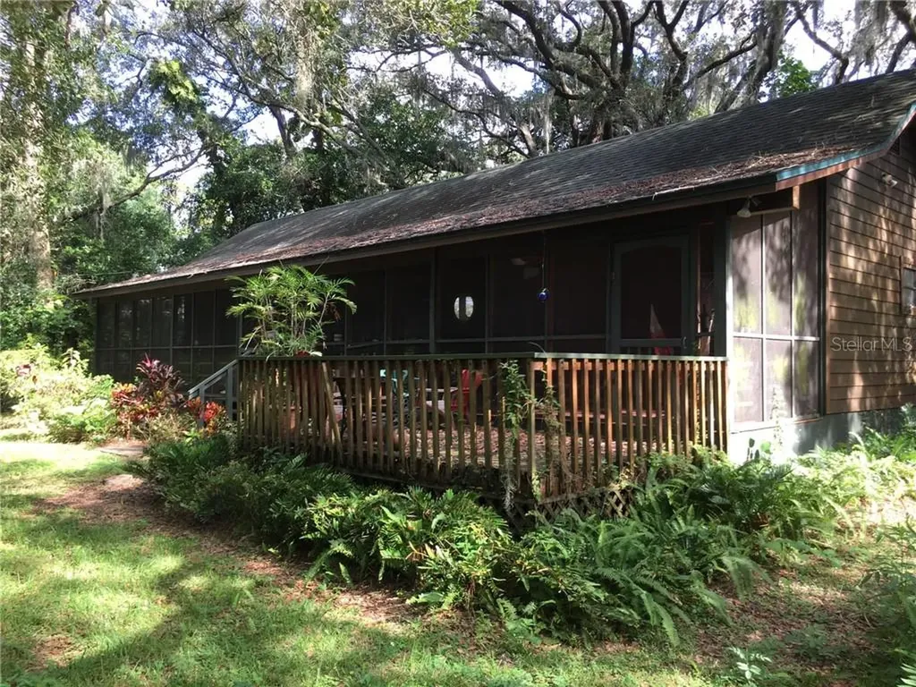 8101 N 37th Street Tampa FL 33604