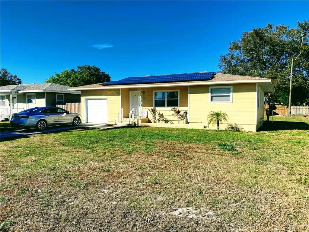 5721 9th Avenue N St Petersburg FL 33710