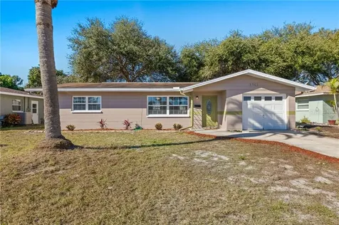 5461 7th Street S St Petersburg FL 33705