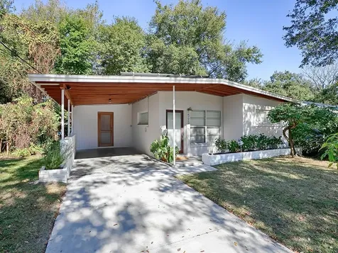 525 E Esther Street Orlando FL 32806