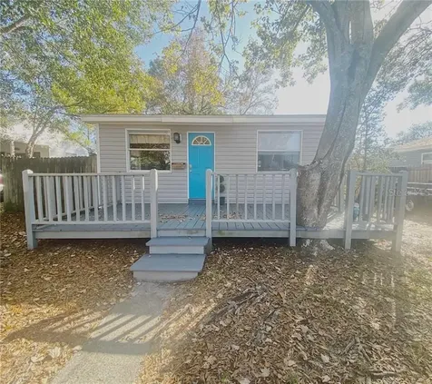 4228 36th Avenue N St Petersburg FL 33713