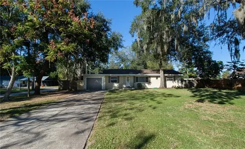 2323 Beach Avenue Apopka FL 32703