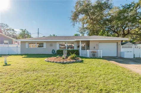 758 25th Street SW Largo FL 33770