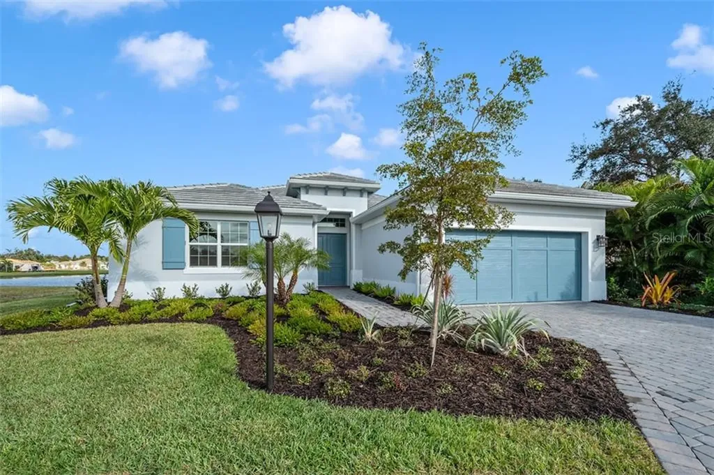 8001 Clearwater Court Sarasota FL 34241