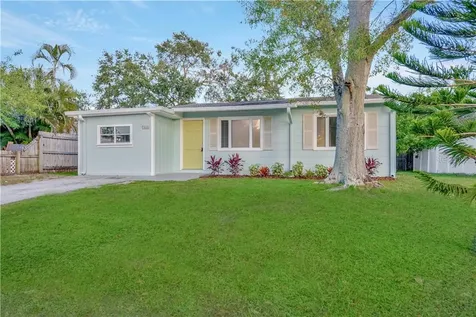 904 67th Street S St Petersburg FL 33707