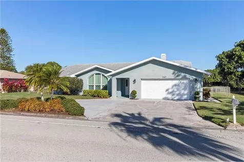5302 17th Avenue W Bradenton FL 34209