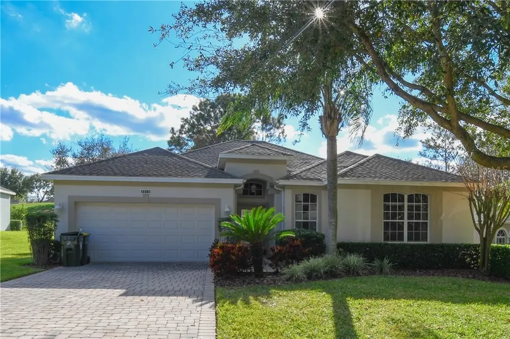 2215 Elverson Avenue Clermont FL 34711