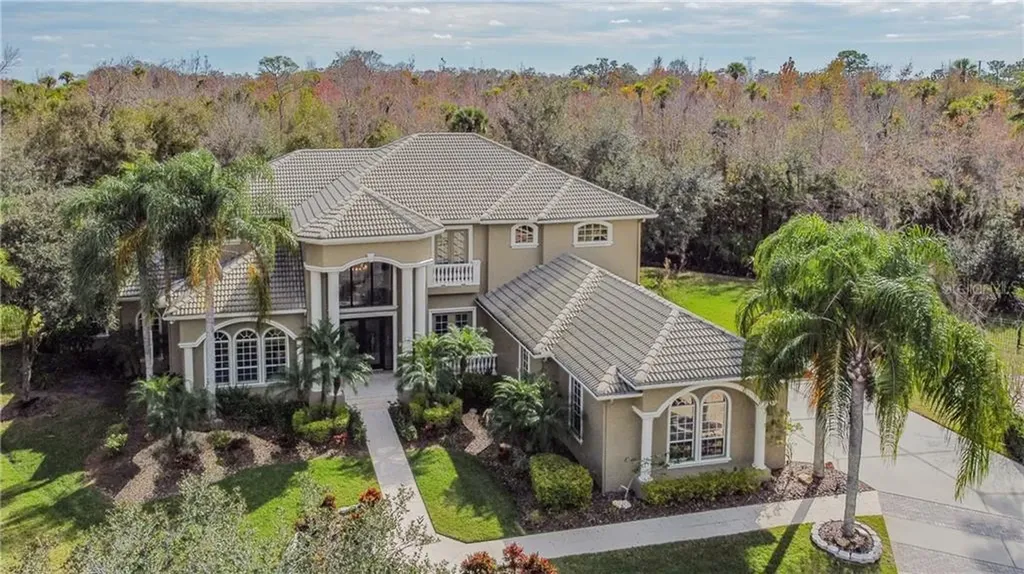 5016 Givendale Lane Tampa FL 33647