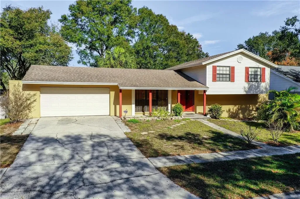 7908 Shore Bluff Court Temple Terrace FL 33637