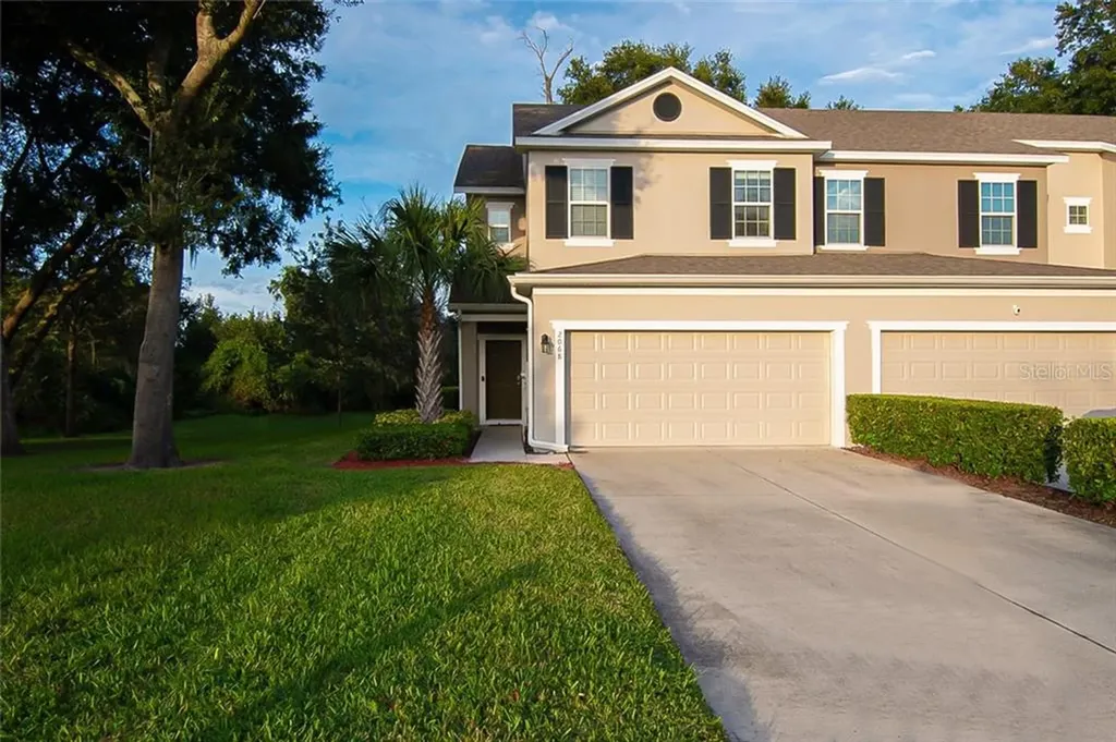 2068 Switch Grass Circle Ocoee FL 34761