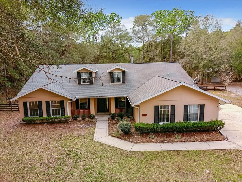 4098 SW 114th Court Ocala FL 34481